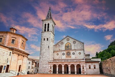 Autobusový poznávací zájazd, Taliansko, Umbria, Spoleto, katedrála Santa Maria Assunta