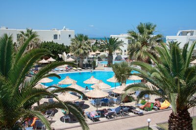 Hotel Europa beach - bazén - letecký zájazd CK Turancar - Kréta, Aposelemis