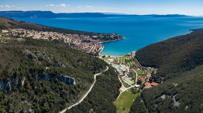 Hotel Narcis - panoráma - autobusový zájazd CK Turancar - Chorvátsko, Istria, Rabac