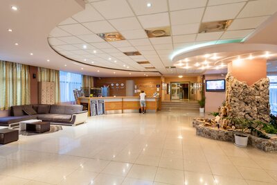 Hotel Belitsa -  letecký a  autokarový zájazd CK Turancar - Bulharsko stredisko  Primorsko