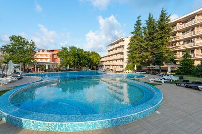 Hotel Belitsa -  letecký a  autokarový zájazd CK Turancar - Bulharsko stredisko  Primorsko