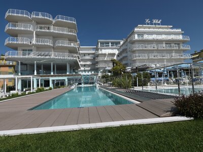 Hotel Le Soleil -  Lido di Jesolo, Taliansko, zájazdy individuálno a autobusovou dopravou CK TURANCAR