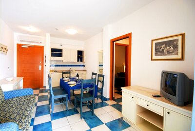 Rezidencia Mare Blu- individuálny zájazd CK Turancar (San Benedetto del Tronto - Palmová riviéra)