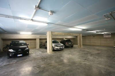 Rezidencia Playa Martin - podzemná garáž - individuálny zájazd CK Turancar (Martinsicuro - Palmová riv