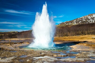 CK Turancar, Letecký poznávací zájazd, Island, Geysir