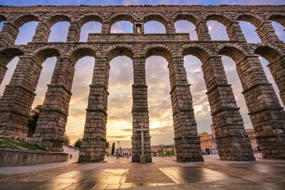 CK Turancar, Letecký poznávací zájazd, Španielsko poklady UNESCO, Segovia, rímsky akvadukt