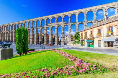 CK Turancar, Letecký poznávací zájazd, Španielsko poklady UNESCO, Segovia, rímsky akvadukt