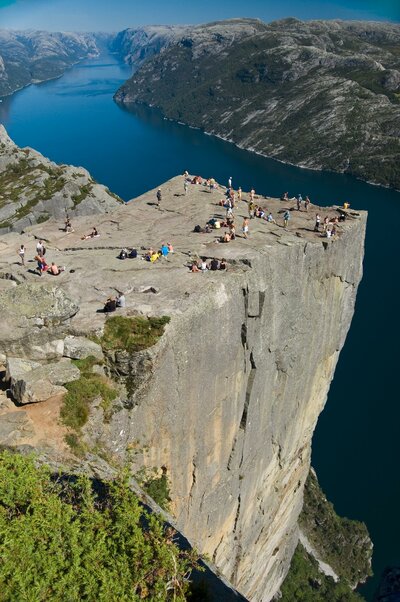 Autobusový poznávací zájazd Škandinávsky okruh Nórsko Lysefjord Preikestolen