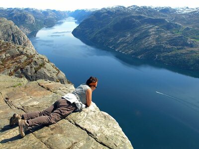 Autobusový poznávací zájazd Škandinávsky okruh Nórsko Lysefjord Preikestolen