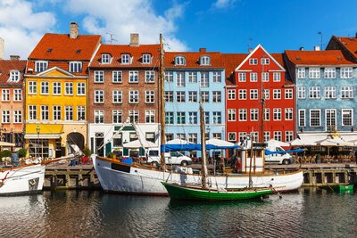 Autobusový poznávací zájazd Škandinávsky okruh Dánsko Kodaň Nyhavn