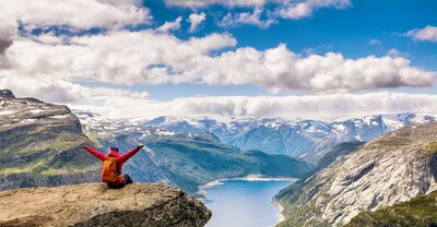 Autobusový poznávací zájazd Škandinávsky okruh Nórsko Lysefjord Preikestolen