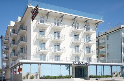 Hotel MONACO *** Caorle Taliansko, dovolenka s CK TURANCAR autobusovou alebo individuálnou dopravou