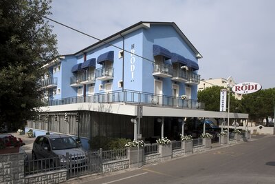 Hotel RODI*** v stredisku Cervia, dovolenka v Taliansku s CK TURANCAR autom alebo autobusom