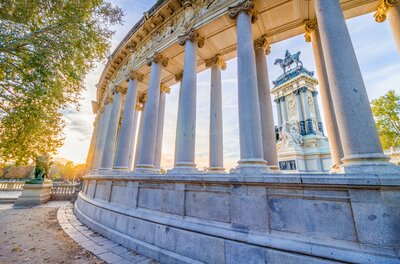 CK Turancar, Letecký poznávací zájazd, Španielsko, Madrid, park Retiro, pamätník Alfonza XII