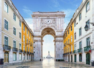 CK Turancar, Letecký poznávací zájazd, Portugalsko, Lisabon, námestie Praça do Comércio s Víťazným oblúkom