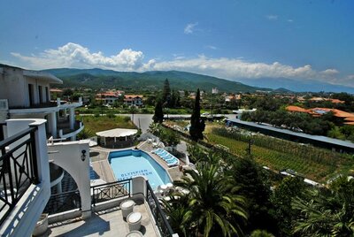 Hotel Olympion Melathron-okolie-Platamon-Olympská riviéra- (autobusové zájazdy CK Turancar)