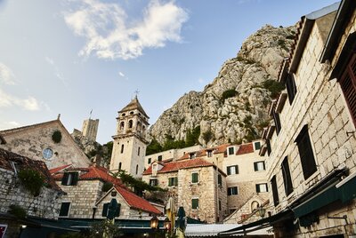 Penzión Rogač - mesto Omiš - autobusový zájazd CK Turancar - Chorvátsko - Omiš (Duće)