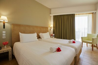 Hotel Santa Marina beach-Kréta-letecký zájazd CK Turancar-izba