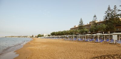 Hotel Santa Marina beach-Kréta-letecký zájazd CK Turancar-pláž