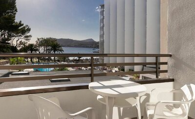 hotel Beverly Playa - terasa-výhľad - letecký zájazd od CK Turancar - Malorka, Paguera