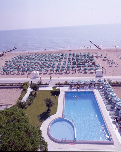 Hotel Florida v Lido di Jesolo, zájazdy autobusovou a individuálnou dopravou CK TURANCAR