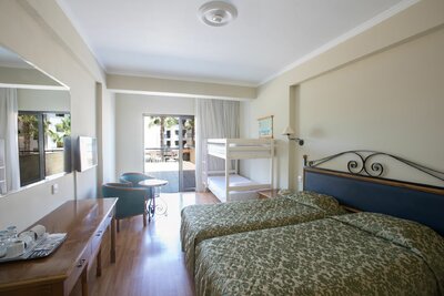 Letecký zájazd - Cyprus - Tsokkos Gardens hotel - izba