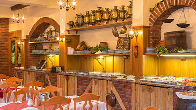 Hotel Družba - hlavná reštaurácia - indivudálny zájazd CKTurancar - Slovensko, Demänovská Dolina