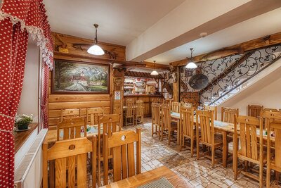 Chata Pieniny - bar- individuálny zájazd CKTurancar - Lesnica, Slovensko
