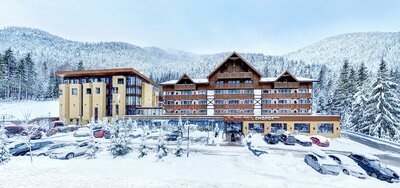 Wellness hotel Chopok - hlavná budova v zime - individuálny zájazd CK Turancar, Slovensko, Demänovská Dolina