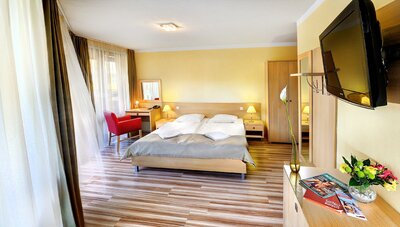 Hotel Bešeňová - štandardná izba -  individuálny zájazd CK Turancar - Slovensko, Bešeňová