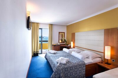 Hotel Ilirija - izba výhľad more - autobusový zájazd CK Turancar - Chorvátsko - Biograd na Moru