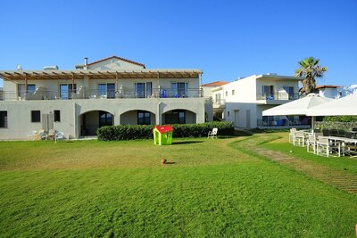 hotel Maravel Star Art - záhrada - letecký zájazd CK Turancar