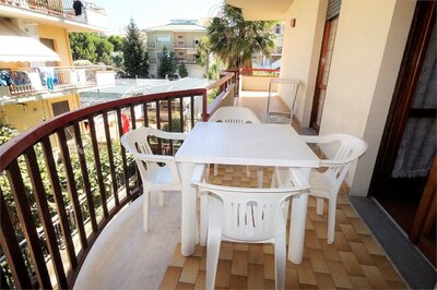 Palazzina Magnolia- autobusový zájazd CK Turancar (San Benedetto del Tronto - Palmová riviéra)