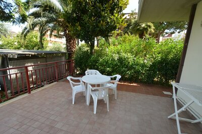 Palazzina Magnolia- autobusový zájazd CK Turancar (San Benedetto del Tronto - Palmová riviéra)