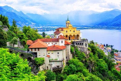 Autobusový poznávací zájazd, Švajčiarsky okruh, Madona del Sasso, Locarno