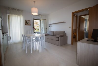 Palazzina Magnolia- autobusový zájazd CK Turancar (San Benedetto del Tronto - Palmová riviéra)