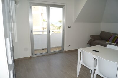 Palazzina Magnolia- autobusový zájazd CK Turancar (San Benedetto del Tronto - Palmová riviéra)