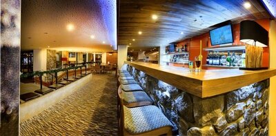 Hotel FIS - lobby bar - individuálny zájazd CK Turancar - Štrbské Pleso, Slovensko