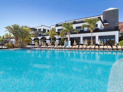 H10 Rubicon Palace - bazén - letecký zájazd CK Turancar - Lanzarote, Playa Blanca