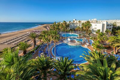 Sol Lanzarote Hotel - bazén - letecký zájazd CK Turancar - Lanzarote, Puerto Del Carmen