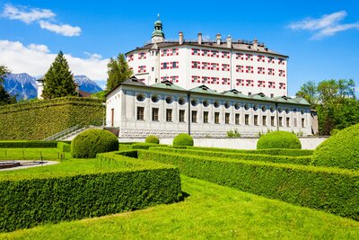 CK Turancar, Autobusový poznávací zájazd, Alpský okruh a Bodamské jazero, Innsbruck, zámok Ambrass