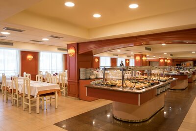 Calella Palace - letecký zájazd CK Turancar, Calella, Costa Brava, Španielsko