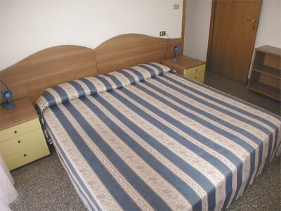 Cherubini- autobusový zájazd CK Turancar (San Benedetto del Tronto - Palmová riviéra) apartmán C4