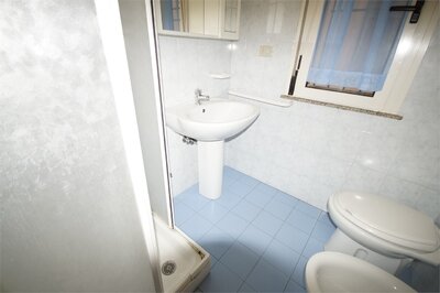 Cherubini- autobusový zájazd CK Turancar (San Benedetto del Tronto - Palmová riviéra) apartmán C4