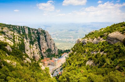 CK Turancar, Letecký poznávací zájazd, Španielsko, Cesta španielskym kráľovstvom, Montserrat