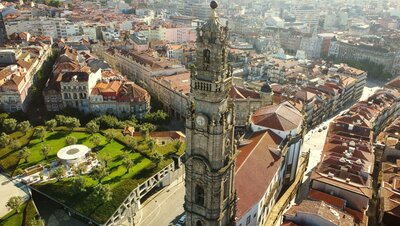 CK Turancar, Letecký poznávací zájazd, Portugalsko, Porto, veža Torre di Clérigos