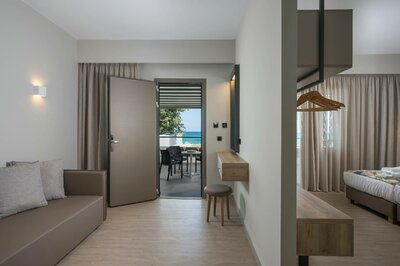 Hotel Mare Blue and suites - izba - letecký zájazd CK Turancar - Kréta, Georgioupolis Kournas