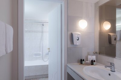 Hotel Athina Palace-letecký zájazd CK Turancar-Kréta-Mades