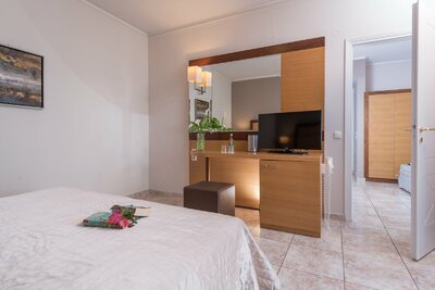 Hotel Athina Palace-letecký zájazd CK Turancar-Kréta-Mades