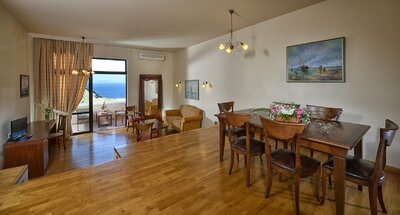 Hotel Athina Palace-letecký zájazd CK Turancar-Kréta-Mades